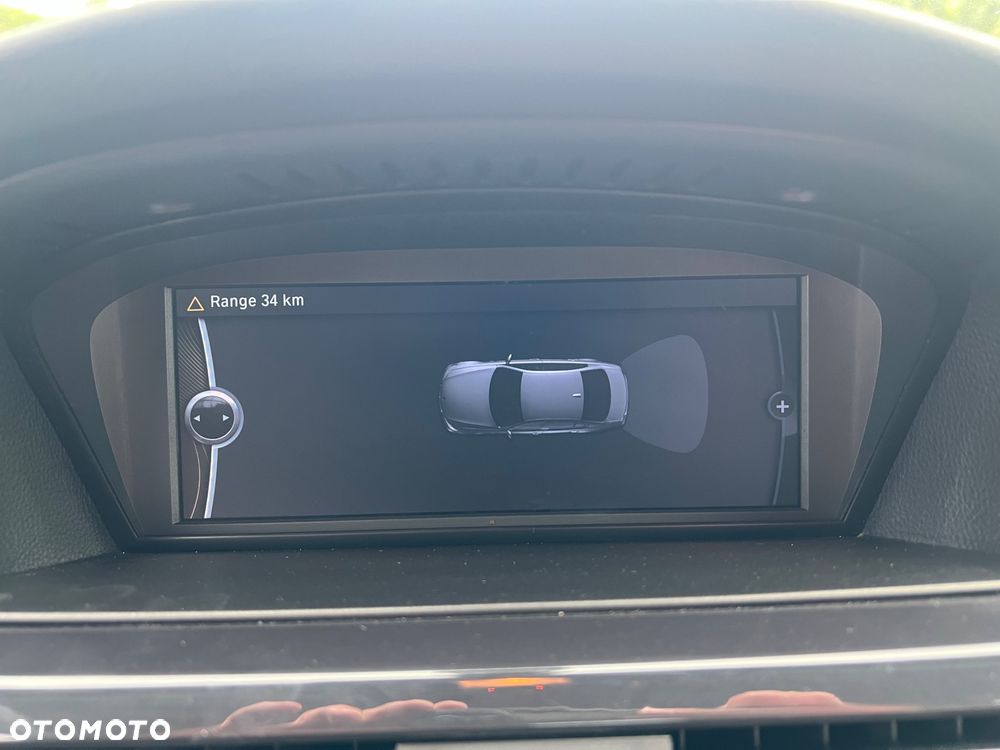 BMW Seria 3 320d xDrive - 15