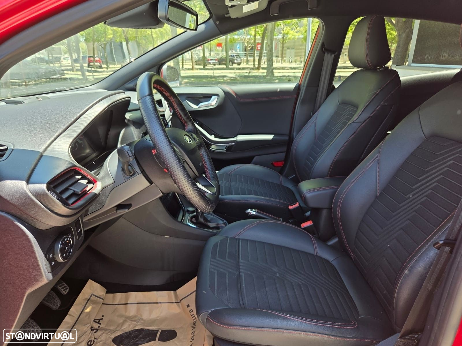 Ford Puma 1.0 EcoBoost MHEV ST-Line X - 4
