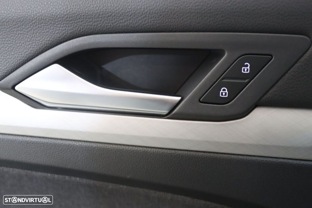 VW Golf 1.0 TSI Life - 15