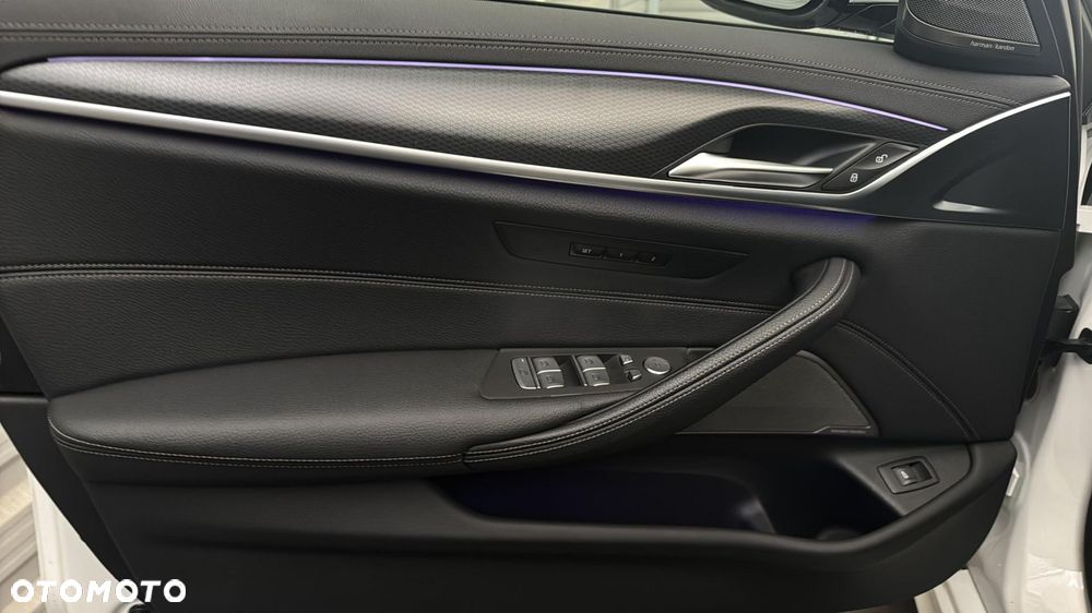 BMW Seria 5 - 11