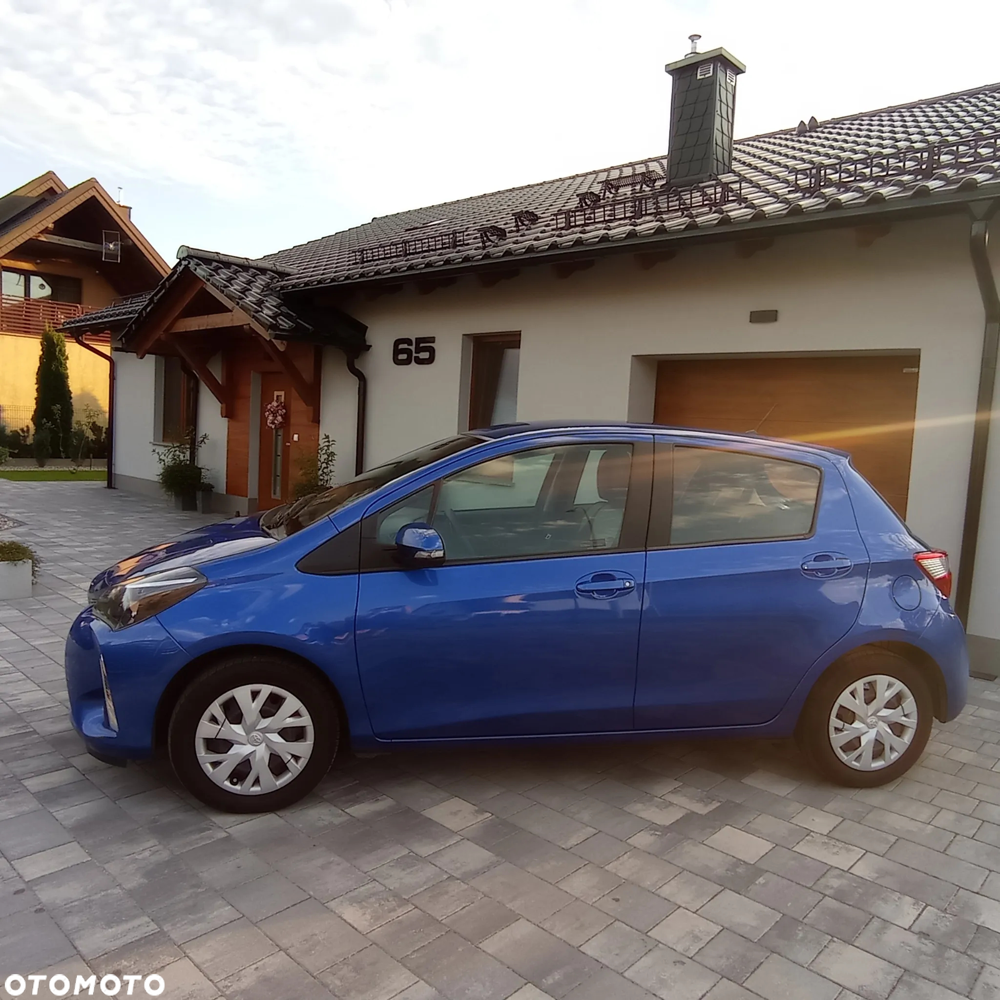 Toyota Yaris 1.5 Premium - 2