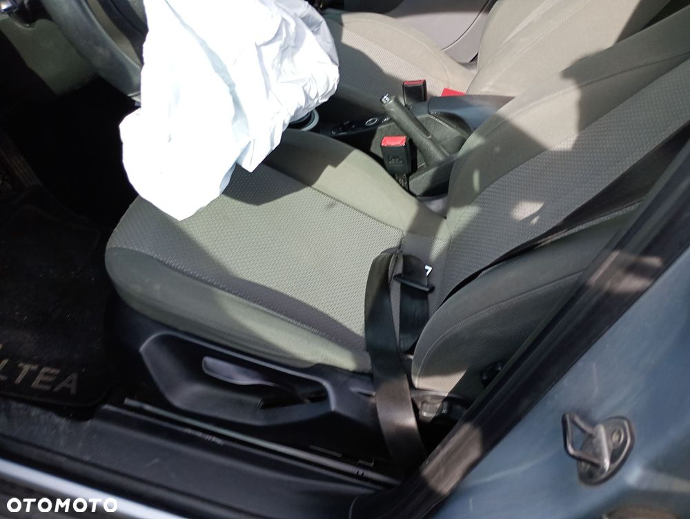 SEAT ALTEA 04-09 LAMPA TYŁ TYLNA PRAWA LEWA - 27