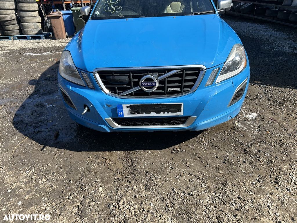 Bara fata Volvo XC60 2008 - 2013 ALBASTRU (1233) model cu spalatoare far - 1