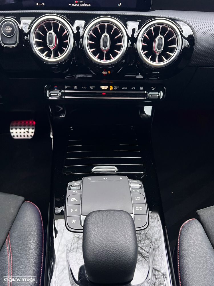 Mercedes-Benz A 250 Limousine e 8G-DCT AMG Line Advanced Plus - 23
