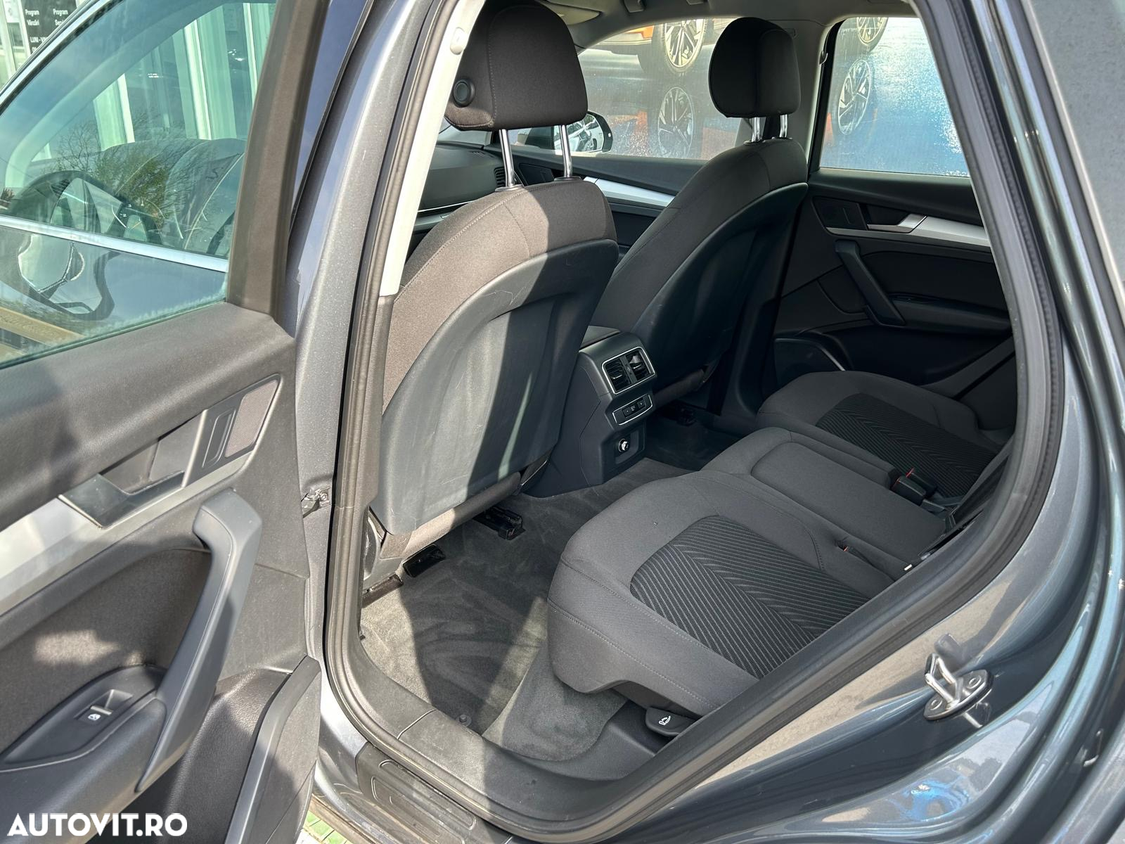 Audi Q5 2.0 40 TDI quattro S tronic Design - 11