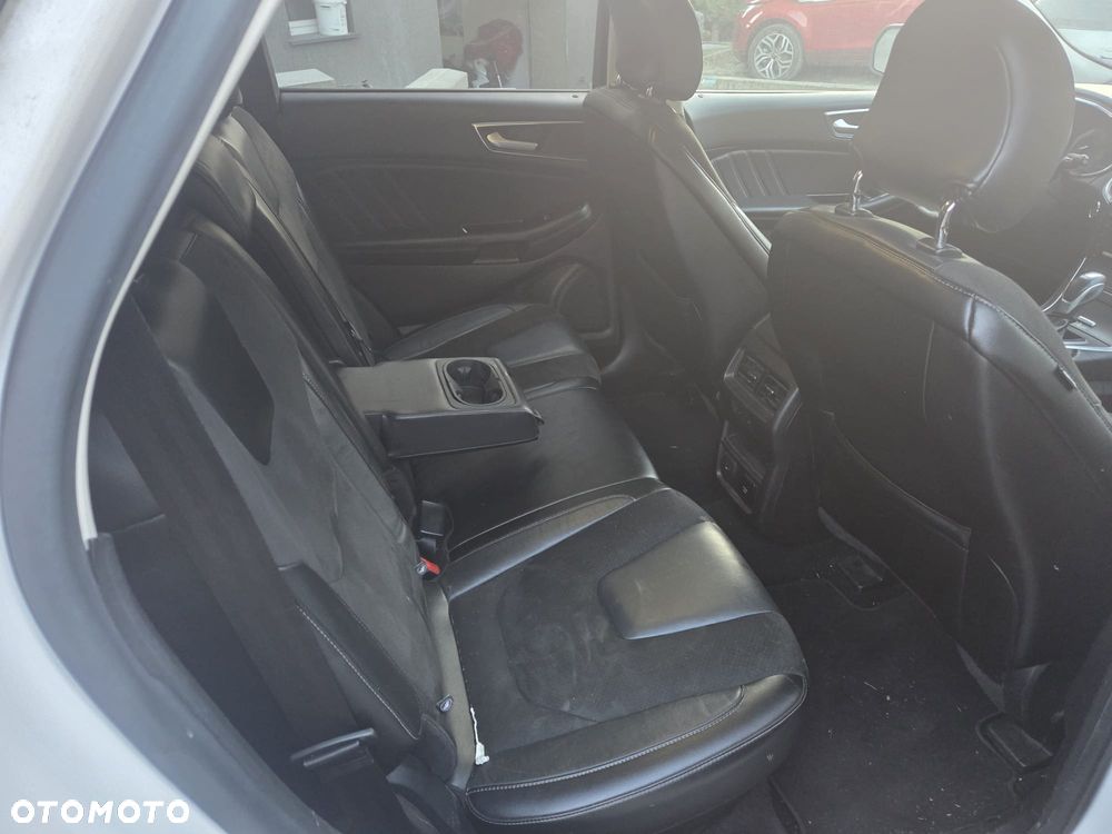 Ford Edge - 25