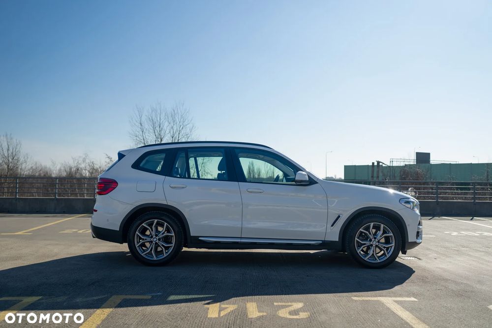 BMW X3 xDrive20i Advantage sport - 6