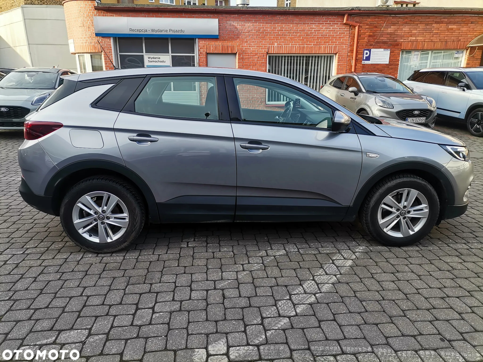 Opel Grandland X 1.2 T GPF Enjoy S&S - 6
