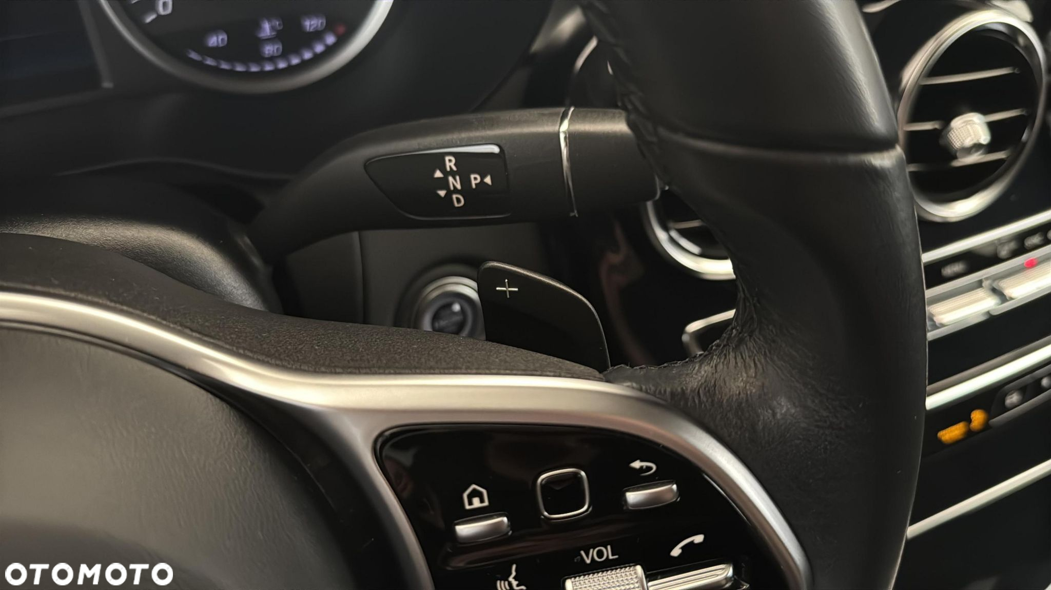 Mercedes-Benz GLC 220 d - 25