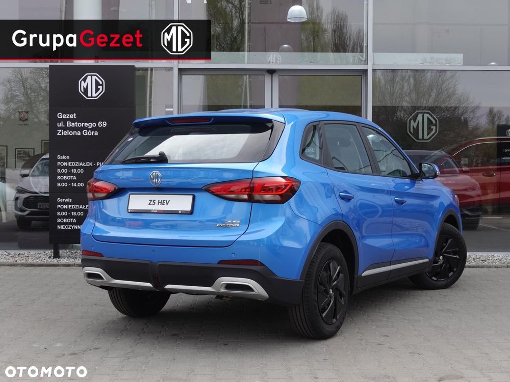 MG ZS - 6