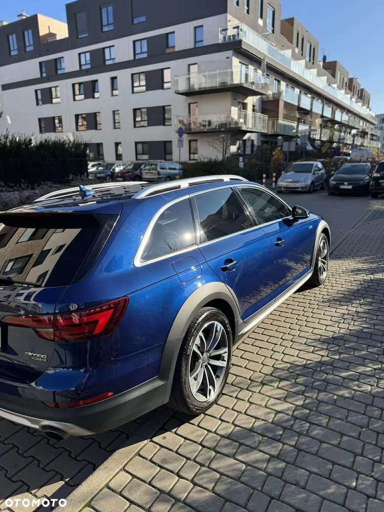 Audi A4 Allroad - 9
