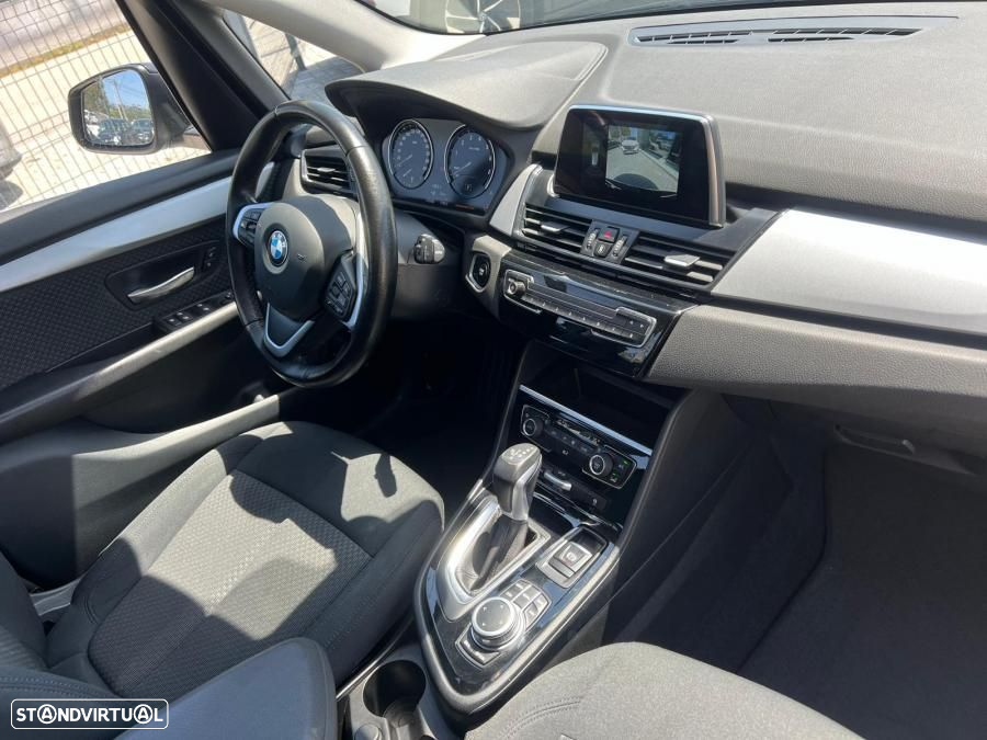 BMW 225xe Active Tourer Line Sport - 13