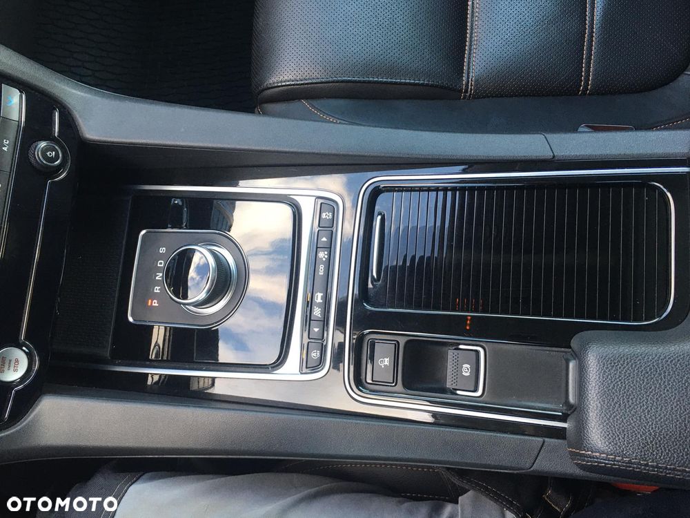 Jaguar F-Pace 25t AWD Prestige - 14