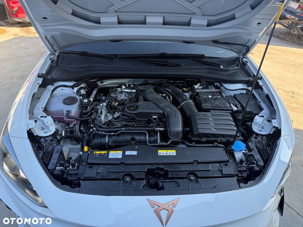 Cupra Leon 1.5 eTSI DSG - 27