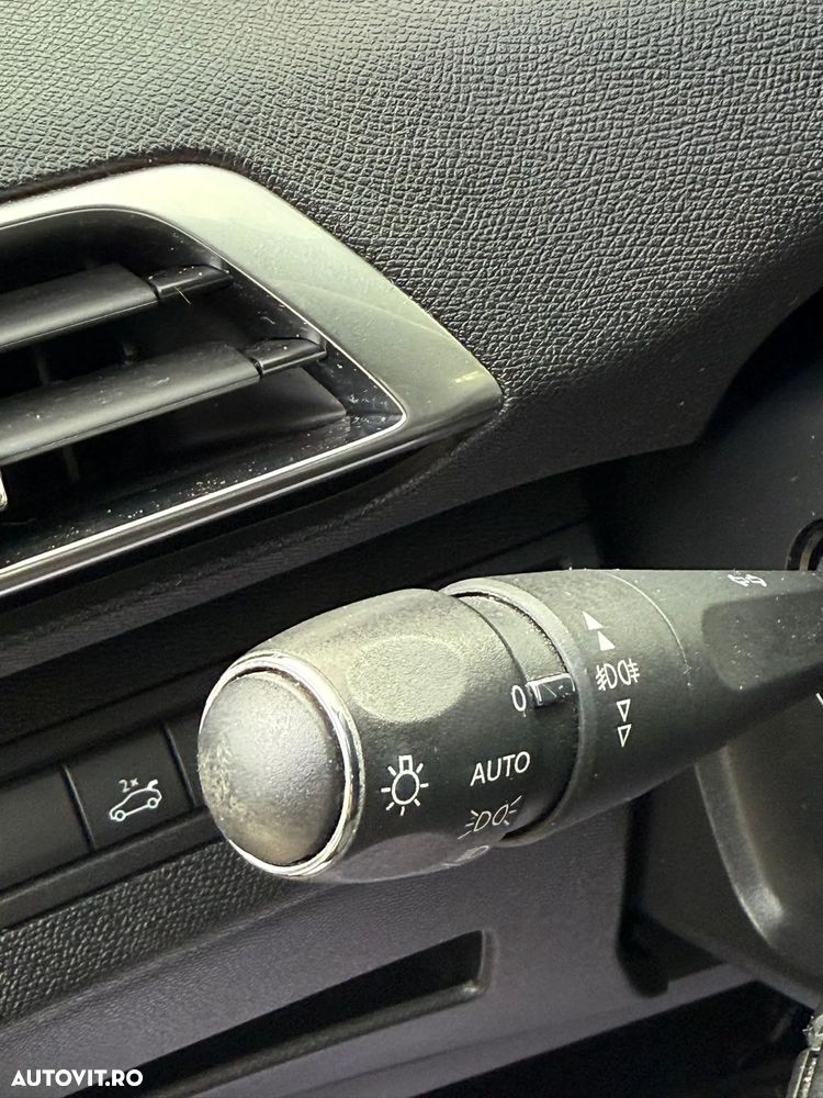 Peugeot 3008 BlueHDi 130 Stop & Start EAT8 Allure Business-Paket - 15