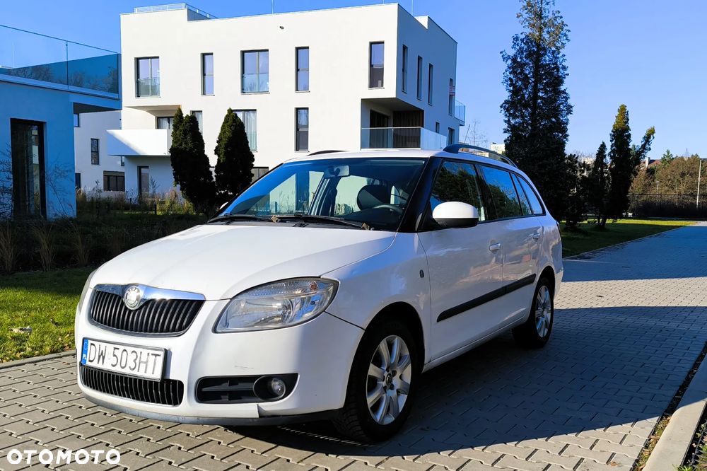 Skoda Fabia 1.4 16V Ambition - 4