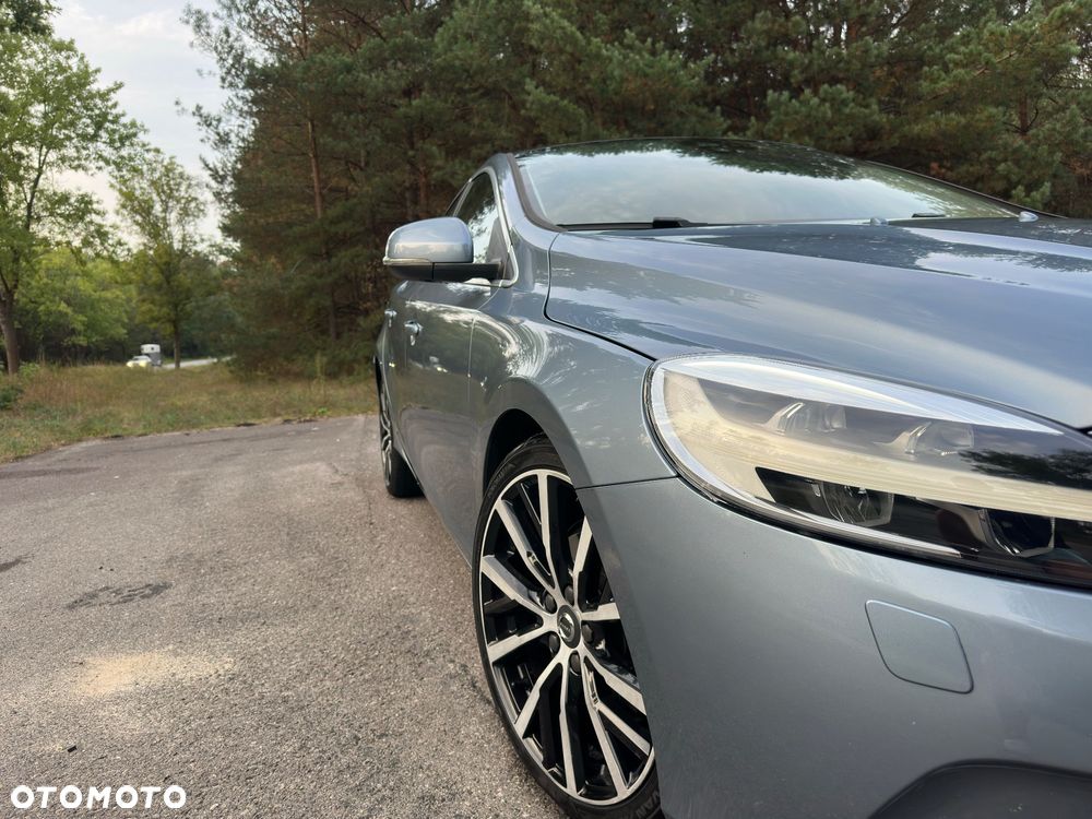 Volvo V40 - 9