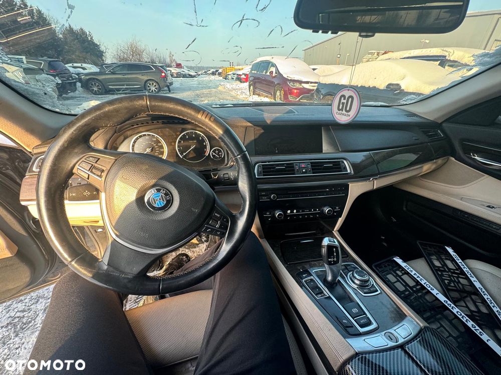 BMW Seria 7 - 13