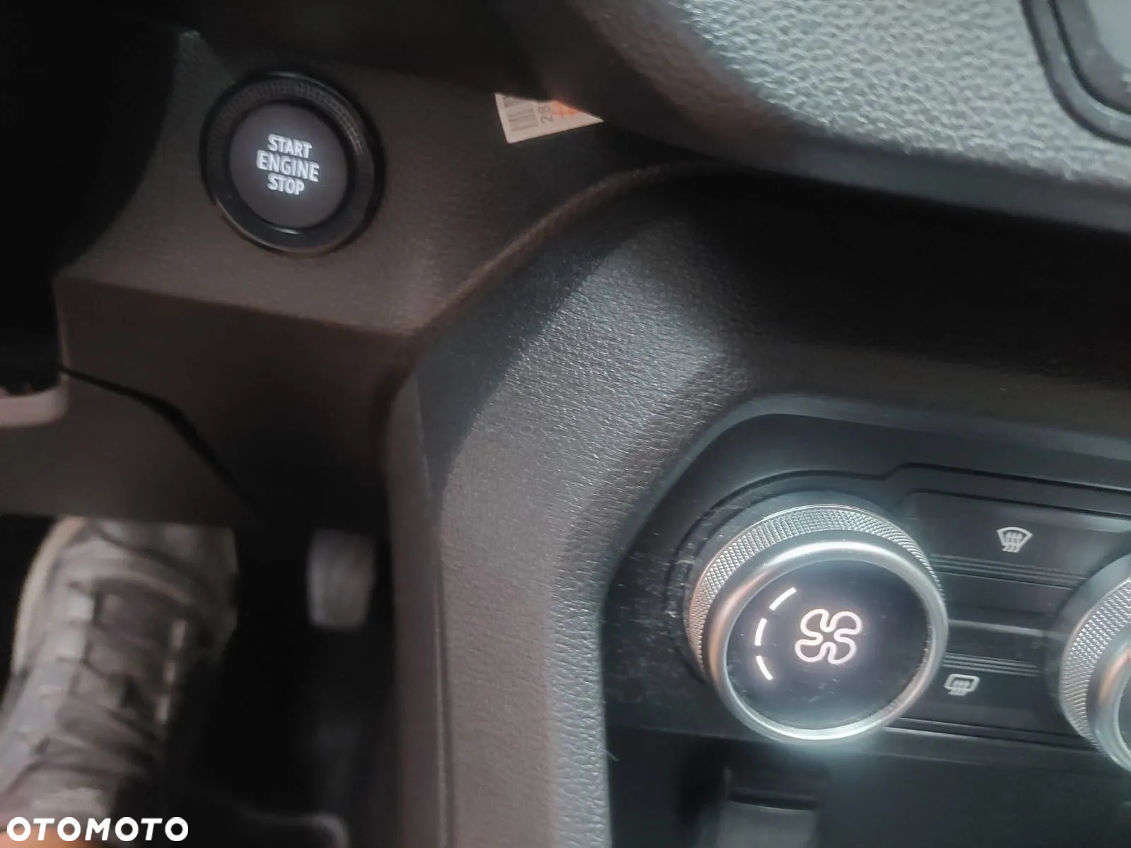 Dacia Sandero Stepway TCe 100 Prestige - 12