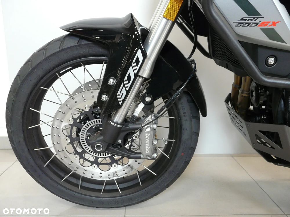 QJMOTOR SRT 600SX - 20