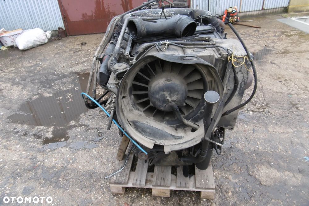 Silnik DEUTZ V8 BF8L513 na części Iveco Magirus - 2