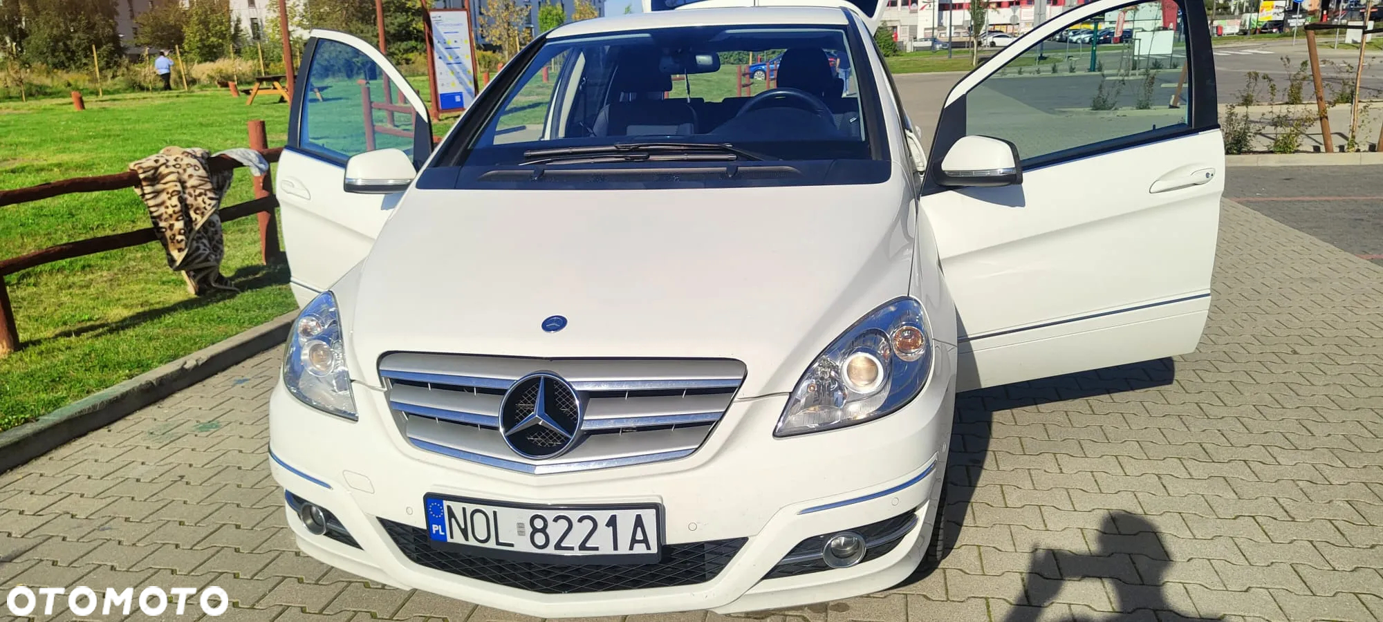Mercedes-Benz Klasa B 180 Autotronic - 11