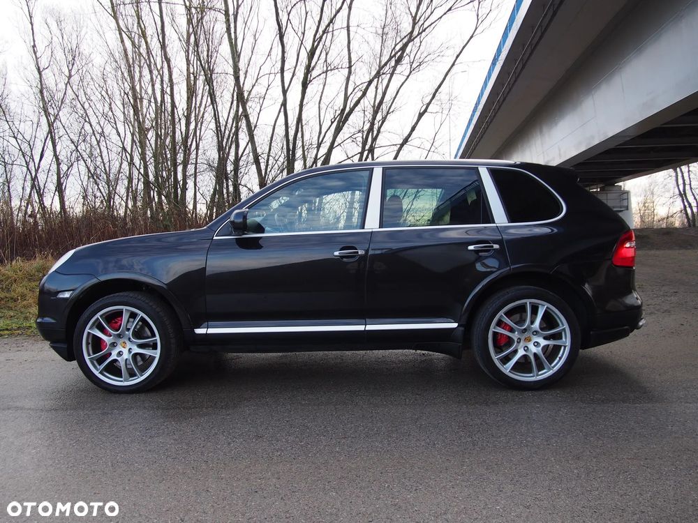 Porsche Cayenne Turbo - 7