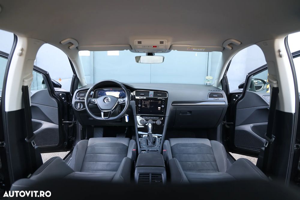 Volkswagen Golf 1.6 TDI SCR DSG Comfortline - 16