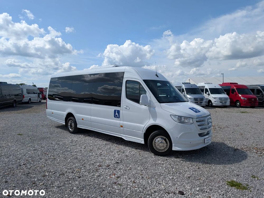 Mercedes-Benz Sprinter 517 - 2