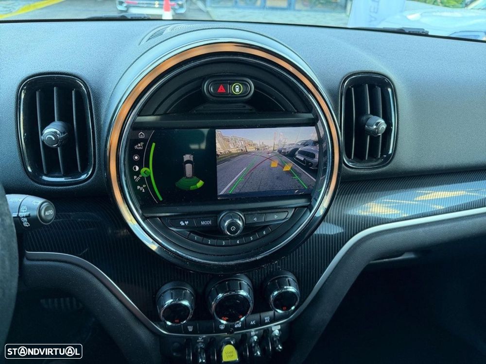 MINI Countryman Cooper SE ALL4 Auto - 11