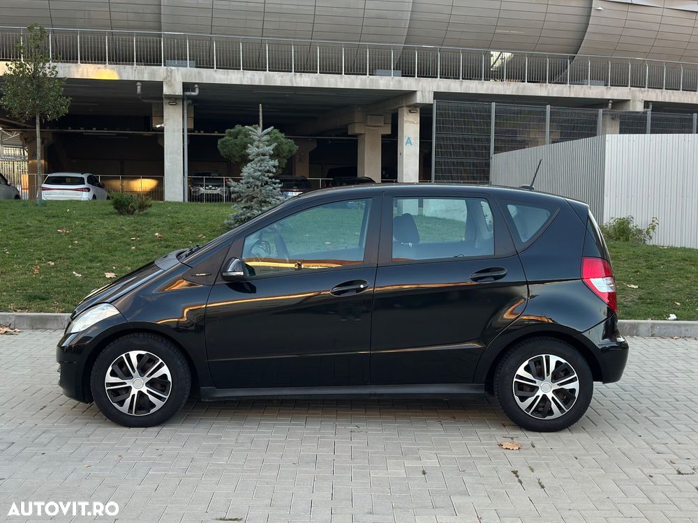 Mercedes-Benz A 180 CDI Autotronic Elegance Special Edition - 3