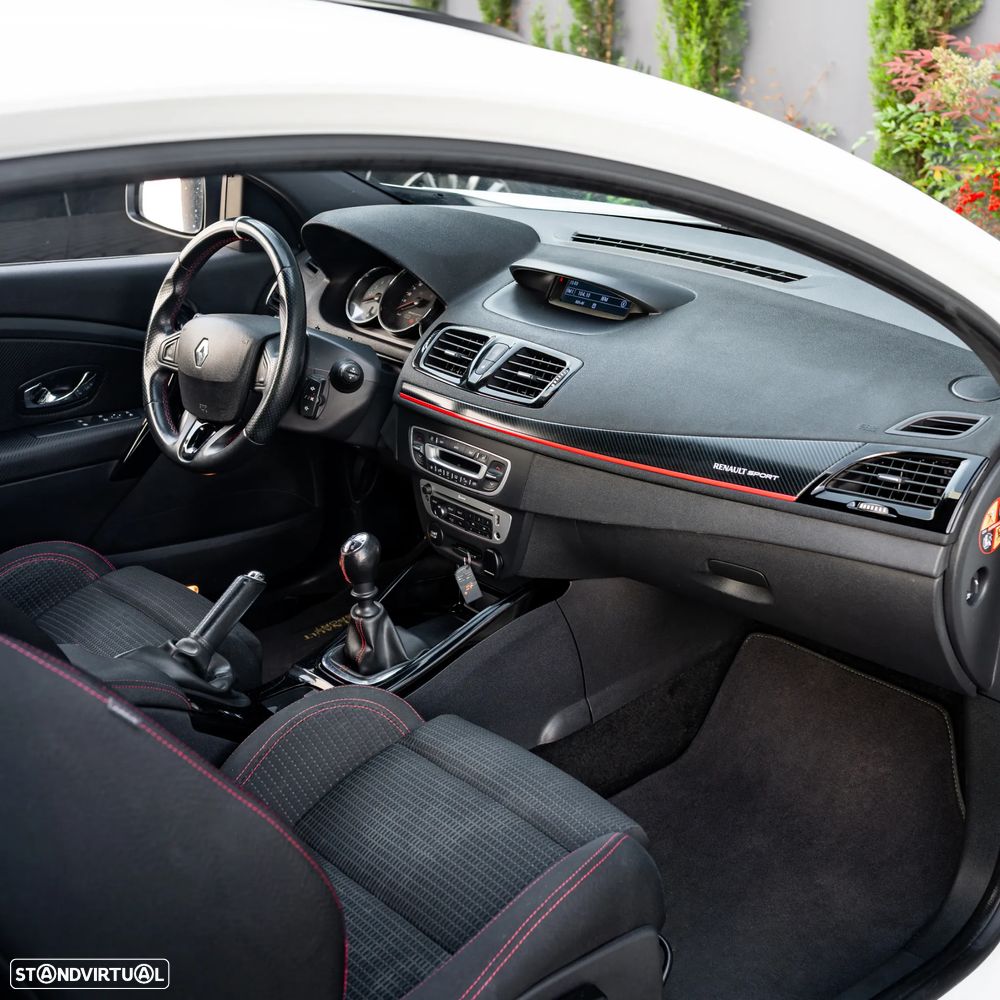 Renault Mégane Coupe TCe 265 R.S. Trophy - 11