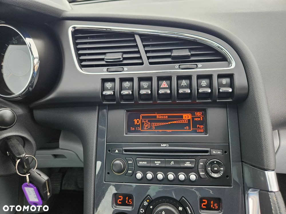 Peugeot 3008 155 THP Premium - 20