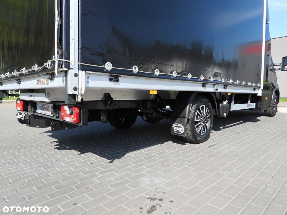 Iveco DAILY 35S18 PLANDEKA 8 PALET WEBASTO TEMPOMAT NAWIGACJA LEDY AUTOMAT HI-MATIC KLIMATYZACJA  180KM - 18