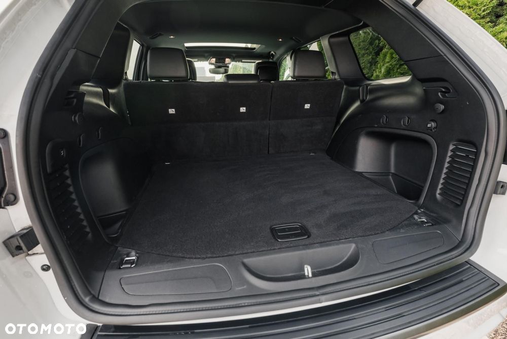 Jeep Grand Cherokee - 35