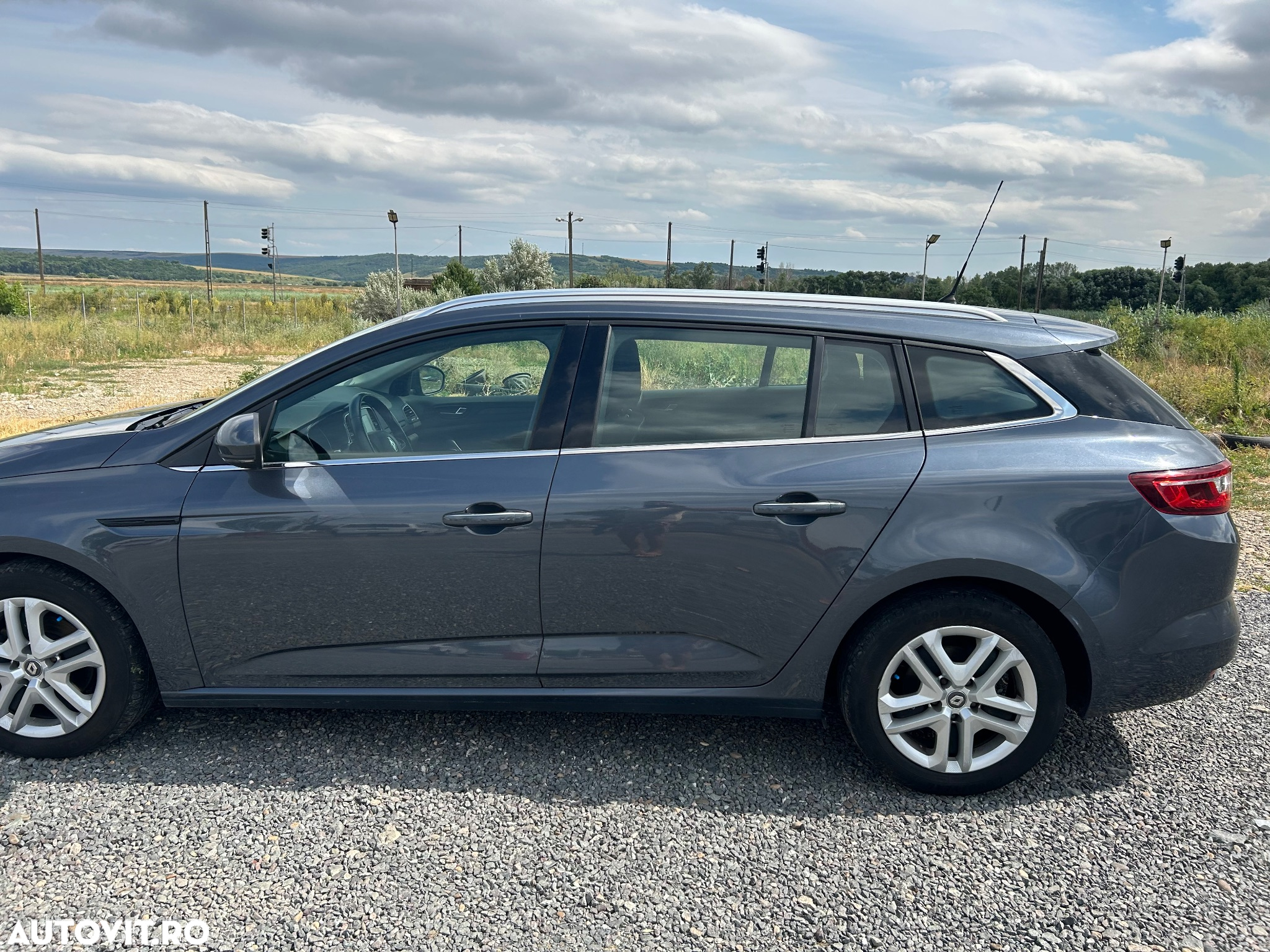 Renault Megane ENERGY dCi 110 EDC BUSINESS - 28
