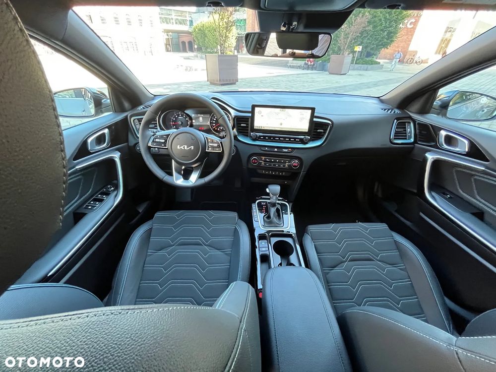 Kia XCeed 1.6 T-GDI Tribute DCT - 19