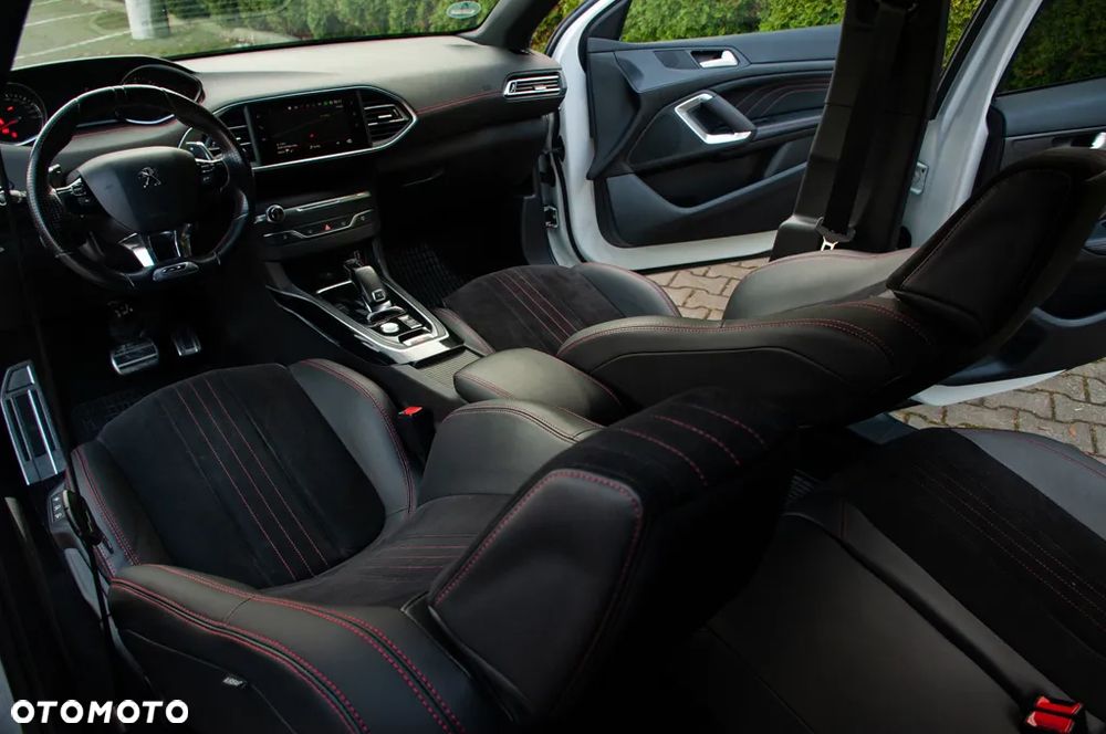 Peugeot 308 - 24