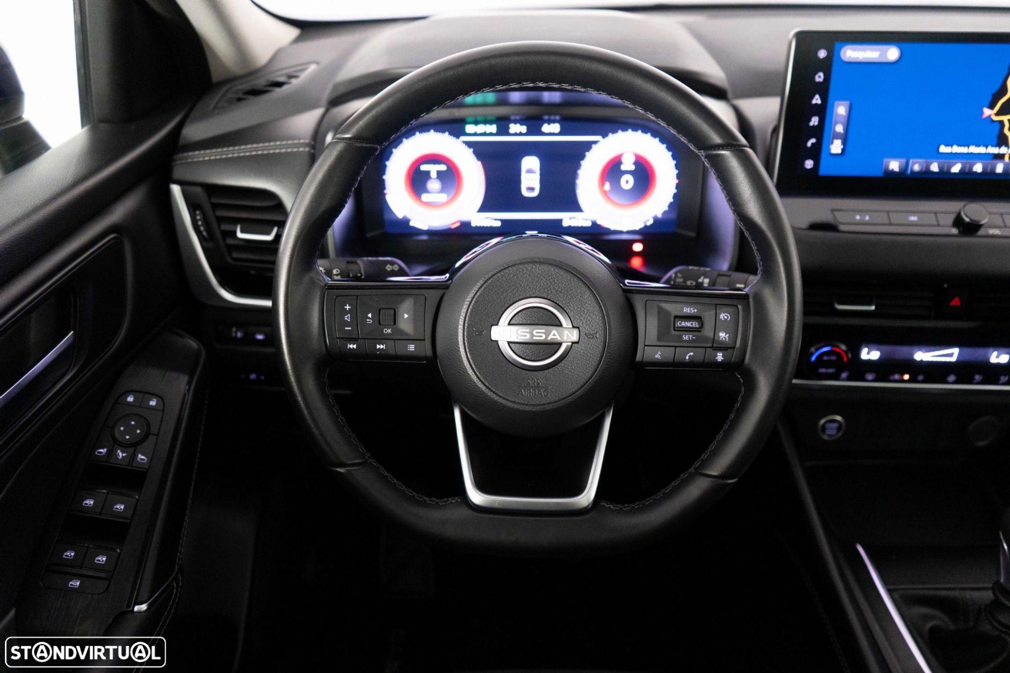 Nissan Qashqai 1.3 DIG-T N-Connecta LED+SKY - 28