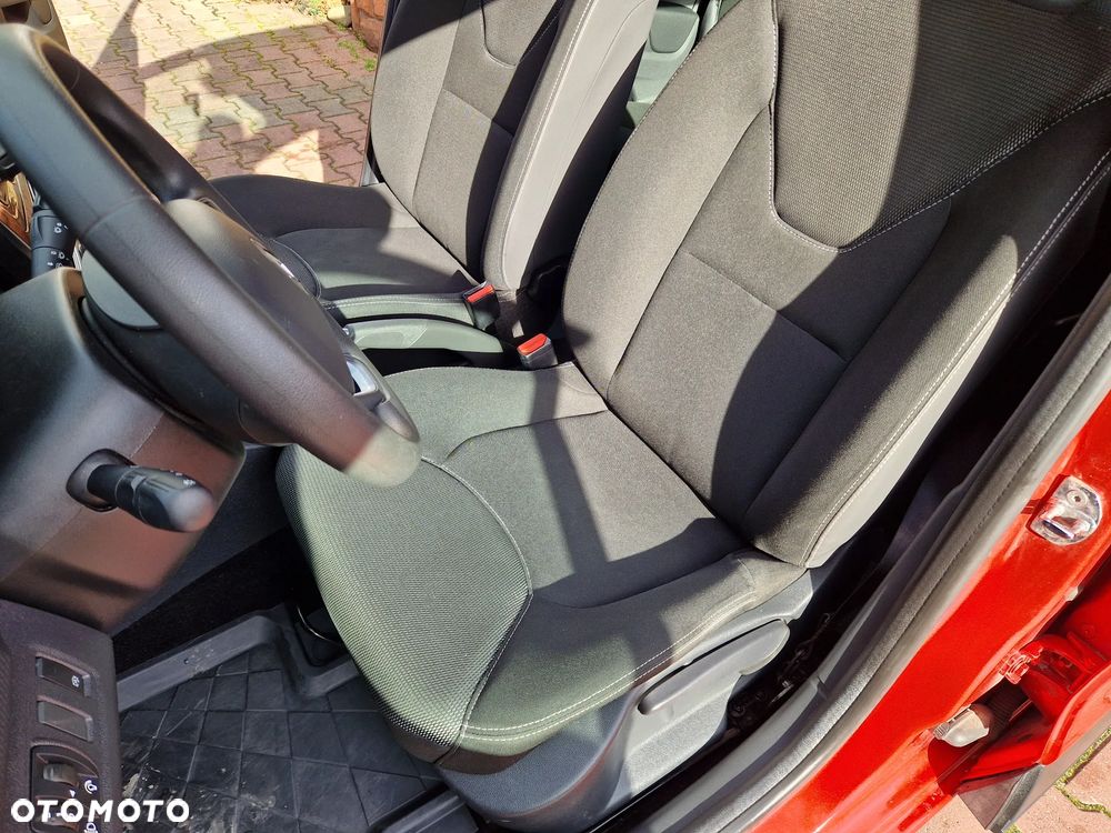 Renault Clio 0.9 TCe Life - 23