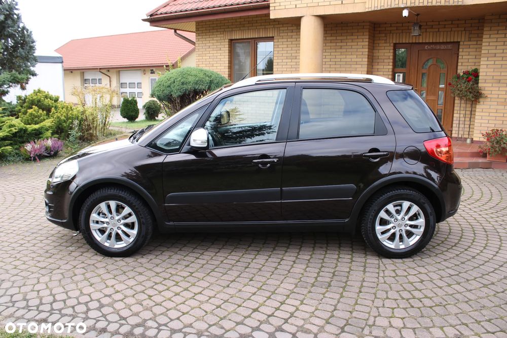 2013 Suzuki SX4, photograph 6