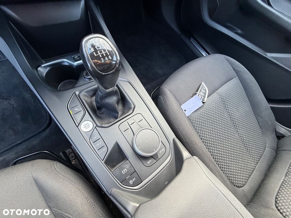 BMW Seria 1 - 17