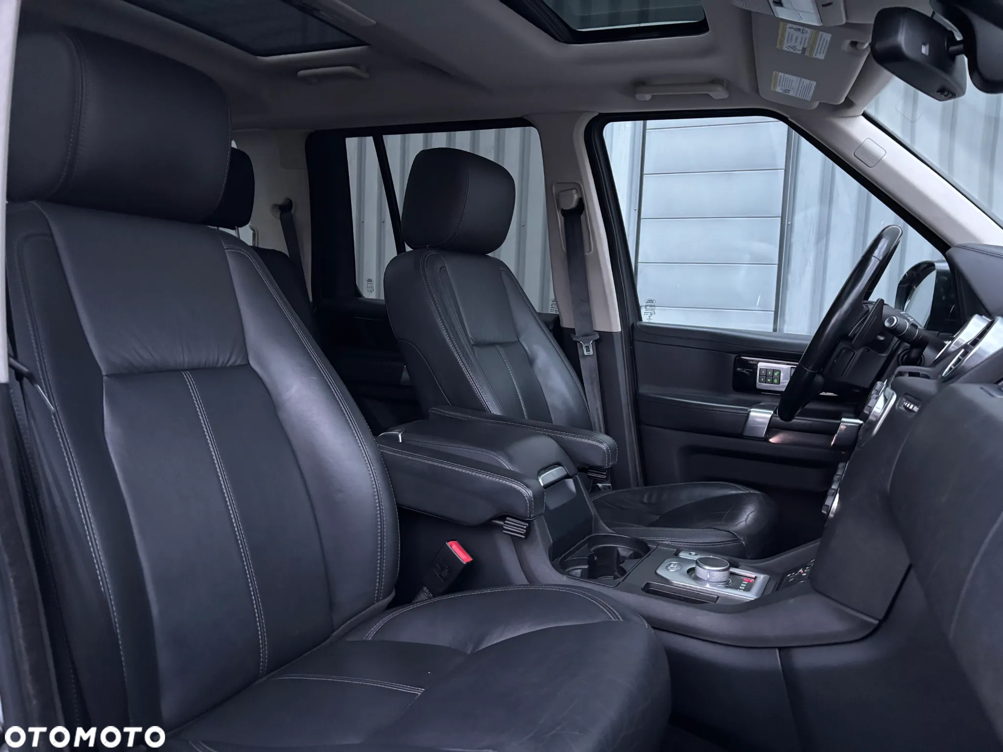 Land Rover Discovery IV 3.0 V6 SC Landmark - 15