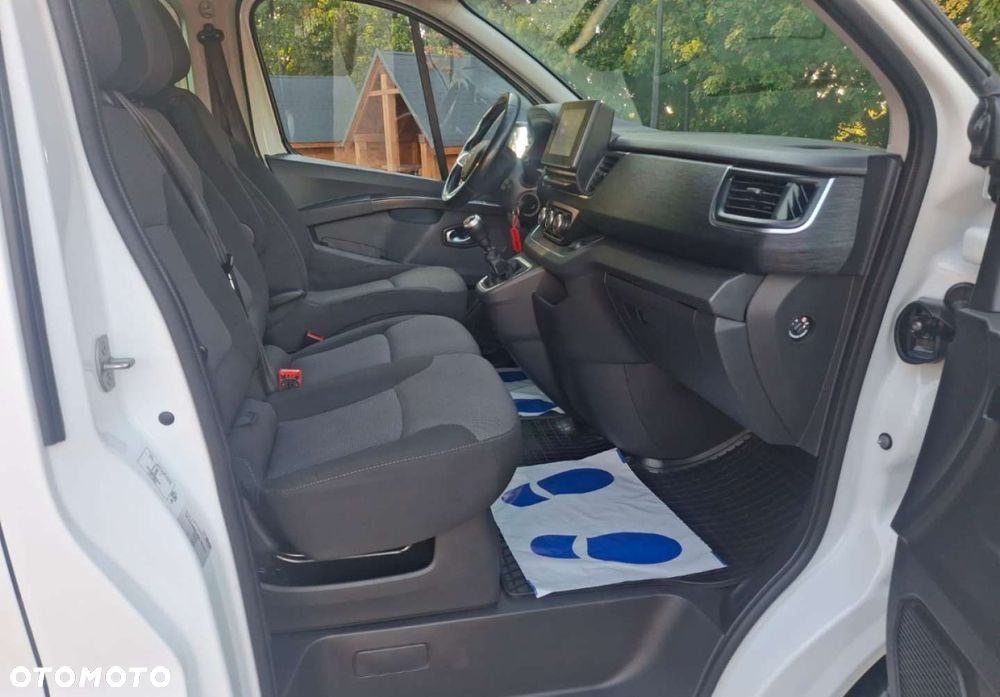 Renault Trafic - 22