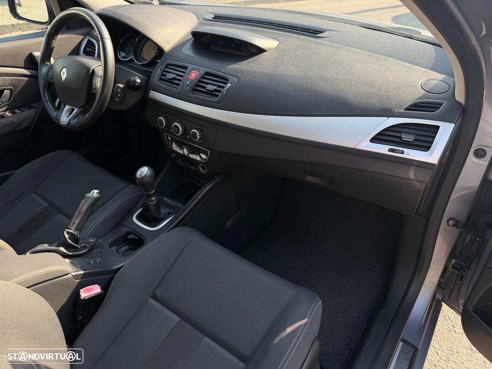 Renault Mégane 1.5 dCi Confort - 7