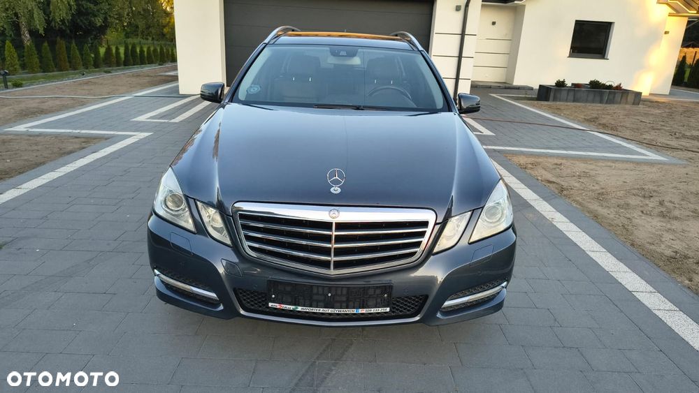 Mercedes-Benz Klasa E 250 CDI DPF BlueEFFICIENCY Automatik Avantgarde - 8