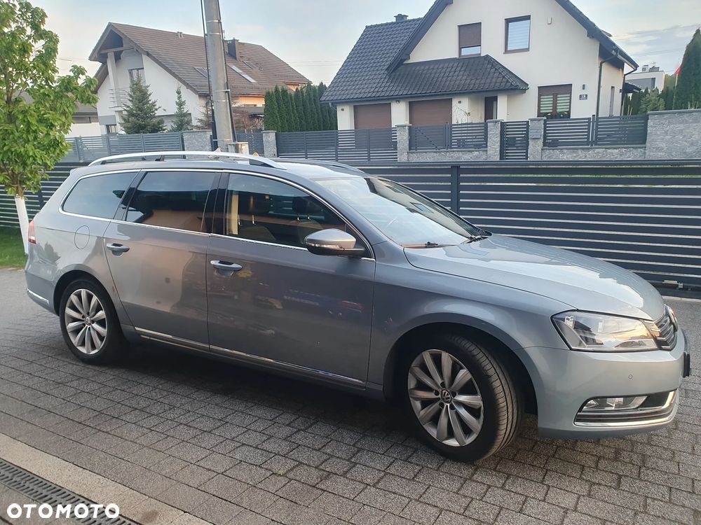 Volkswagen Passat 2.0 TDI Highline - 19