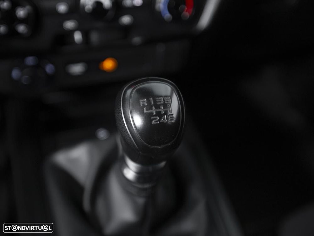 Isuzu D-Max 1.9 Ddi CD 4WD LS - 16