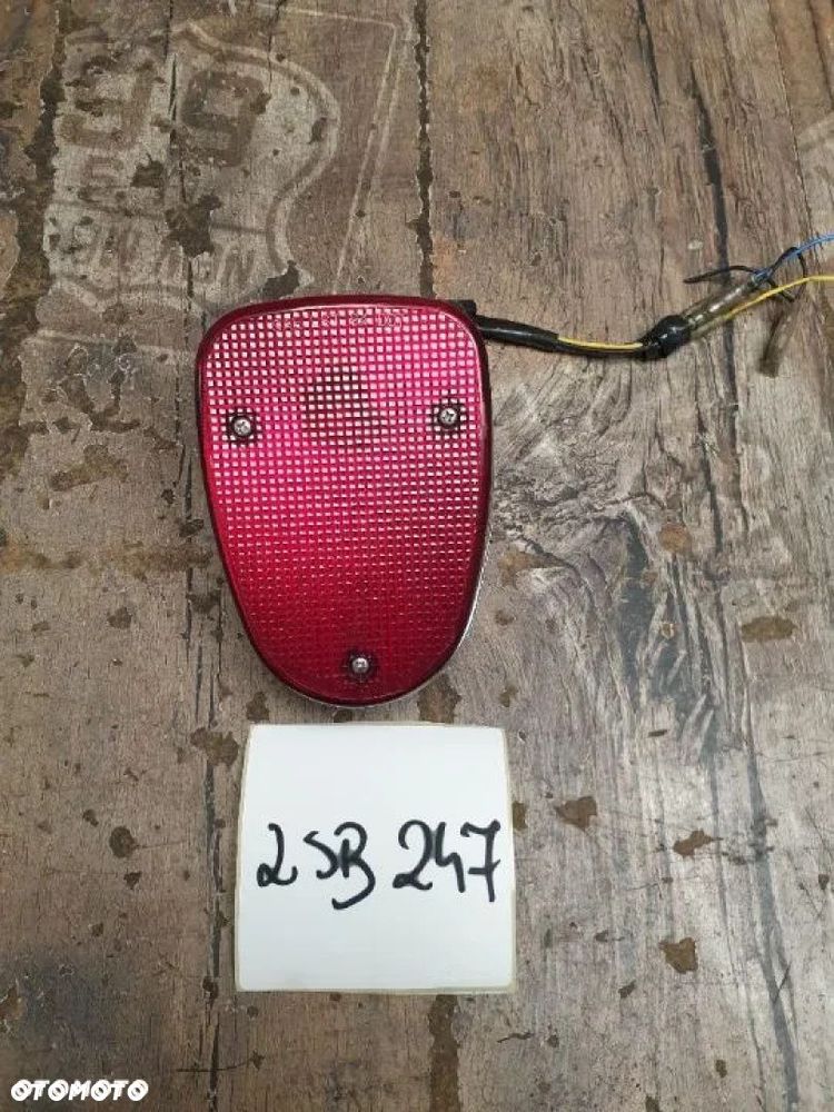 Lampa tył Yamaha Drag Star Classic / Road Star / Royal Star / Venture - 1