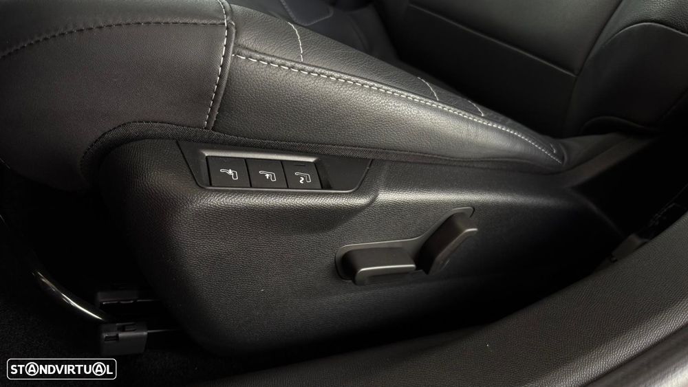 Citroën e-C4 50 kWh Shine - 18